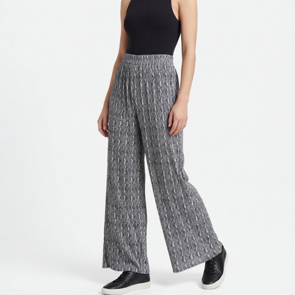 ​ASOS Design Tall Snakeskin Plisse Wide Leg Pants High Rise Grey Size 4T Tall
